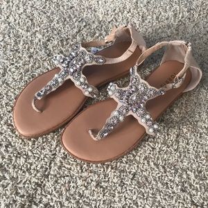 Beautiful sandals 👡